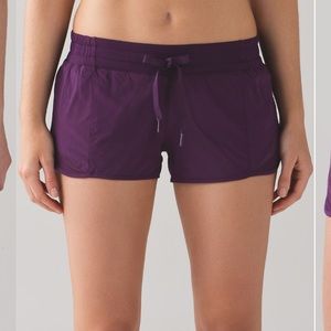 Lululemon Hotty Hot Short (2.5”)